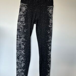lululemon athletica Black and Gray Patterned Leggings